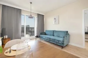 Wojciechowskiego Apartment with Parking by Noclegi Renters - Winiary