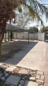 Refreshing Cottage in Eden Glen, Johannesburg, SA
