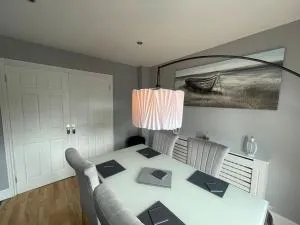 Mayfield square - Лісберн