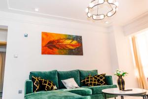 Staroot Charm 2BR Yaya center, Kilimani