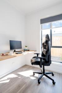 Retreat to the Coast - Sleeps 6