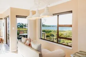 Hypnotic Beach House - Britannia Bay