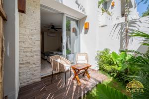 NHOA 112C Lux 1BR Condo Plunge Pool in Aldea Zama
