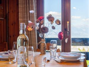 Chalet Lao-Lao by Interhome