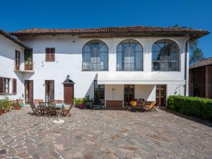 Apartment Paolo by Interhome