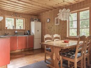 Chalet Ängsjömåla by Interhome