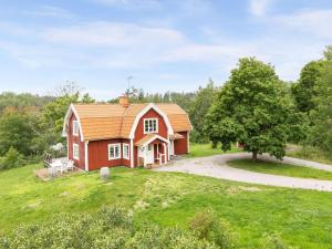 Holiday Home Klinten Totebo by Interhome