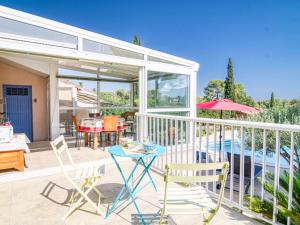 Maisons de vacances Holiday Home Les Hauts de Palayson by Interhome : photos des chambres