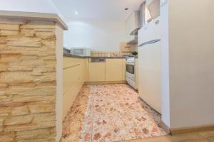 Bright Apartment City Center Pereca 2