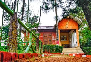 Resort Raktokorobi Karugram - Escape to Green Stay with Soul