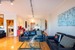 City Moon by halu! Seafront 3-bedroom apartment