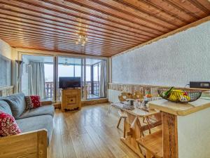 Apartment Serac R2 by Interhome