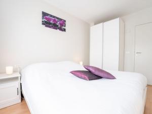 Apartment Ruzette Beach with parking by Interhome