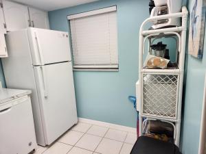 111 - Poolside 1 bedroom closest to the water