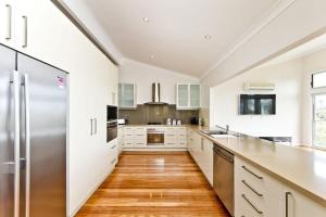 Beachside Haven - Your Perfect Oasis Home