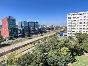 Central Riverside Business Center Apartments