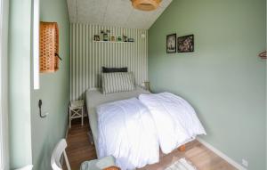 Nice Home In Anholt With Wifi