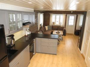 Chalet Fjellkos by Interhome