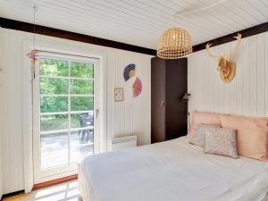 Holiday Home Øllegård - 250m from the sea by Interhome