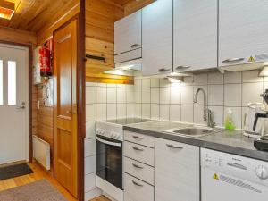 Holiday Home Hirvasaho a 2 by Interhome