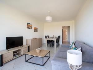 Apartment Le Cagnes Beach-3 by Interhome