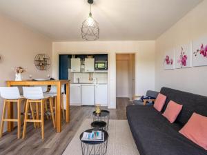 Studio Les Ecureuils-2 by Interhome