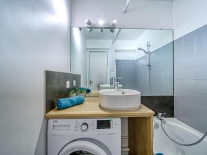 Appartements Apartment Pegase Phenix-74 by Interhome : photos des chambres