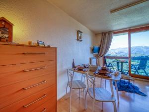 Appartements Studio Pegase Phenix-73 by Interhome : photos des chambres
