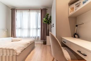 The Rixx Lancaster Apartment