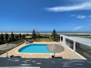 Villa Rania bord de mer - Oum el Aïoun