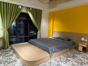 A4 Home - Ha Long city Central