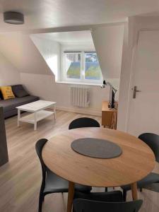 Appartements Appartement cosy avec vue mer. : photos des chambres