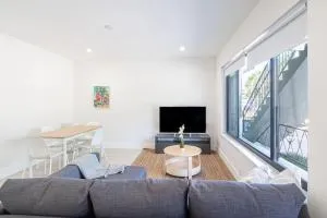 Bay Harbor Unit 3 Lovely 2 Bed 1 Bath Apartment - Keystone Islands