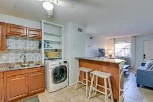 Okaloosa Island Condo Near Boardwalk and Beach!