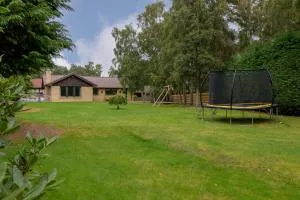 Ballater Bungalow - 4 bed - Beautiful Garden - Ballaterich