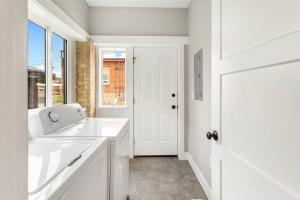 Modern condo in the heart of uptown Butte - Unit A