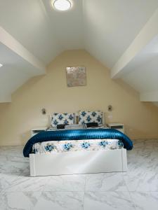 silver house - Ubytování bez kategorie ve městě Pierrefitte-sur-Seine