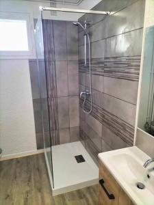 bel appartement 40 M2 parking privé quartier résidentiel