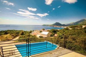 Villa Redzic Residence