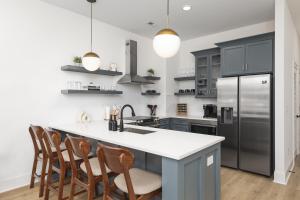 Chic East Nashville Condo with Free Parking 3 mi to Broadway