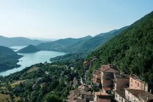 (Incanto sul Lago Turano) la vista panoramica più bella - San Lorenzo