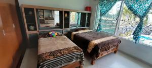 Casa con alberca privada y agradable jardín