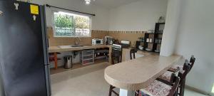 Casa con alberca privada y agradable jardín