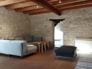 Maisons de vacances Gite Auchay-sur-Vendee, 3 pieces, 4 personnes - FR-1-426-99 : photos des chambres