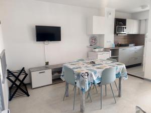 Appartements Charmant apt famille avec balcon au Port du Crouesty, parking inclus - FR-1-639-55 : photos des chambres