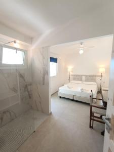 Lido Di Alghero Rooms on the Beach