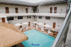 Tropicasa Hotel - كورون