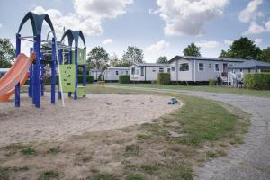 Chalet (4 Adults) room in Camping 't Veerse Meer