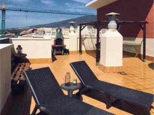 Live Costa Adeje Terraza y piscina