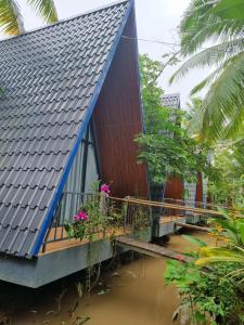 Homestay Nam Hàm Luông